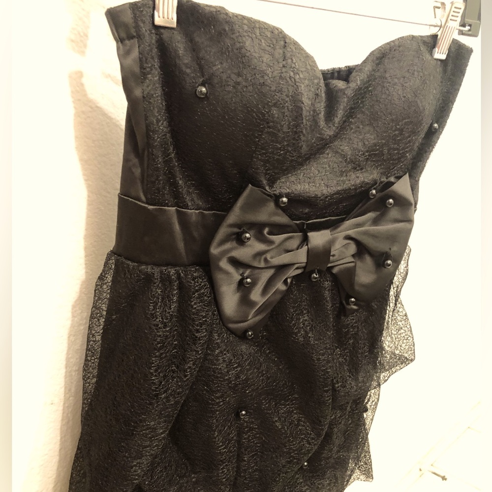 Black Cocktail Party Strapless Mini Dress